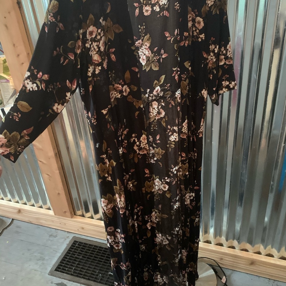 Joyfolie black floral duster robe